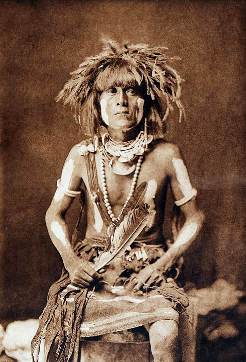 EDWARD CURTIS WALPI SNAKE PRIEST WITH DAY PAINTING DAVID HOWARD TRIBAL ART